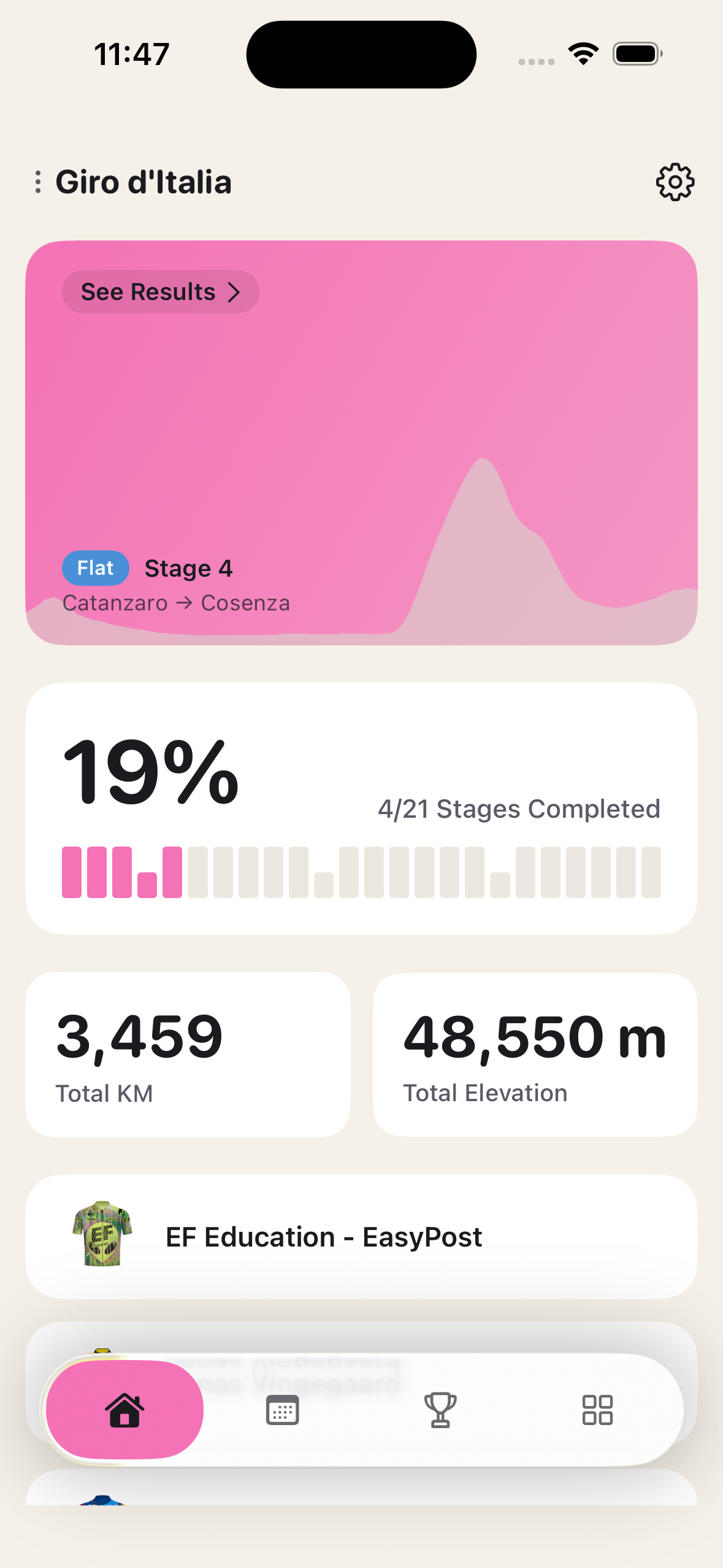 Bidon home screen during the Giro d'Italia, showing the Maglia Rosa hero card, tour progress widget, and stage information.